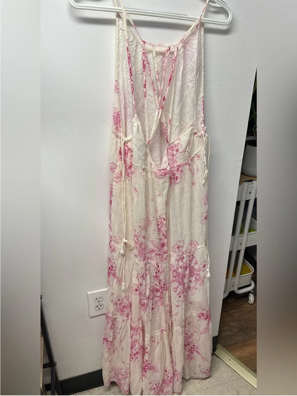 Free People white/pink floral tiered raw hem boho maxi dress Backless Size Small